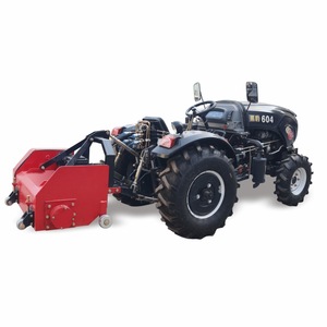 Scarificateur à béton hydraulique monté sur tracteur pour la rénovation des surfaces en asphalte et béton avec système à moteur. - Product Image 1