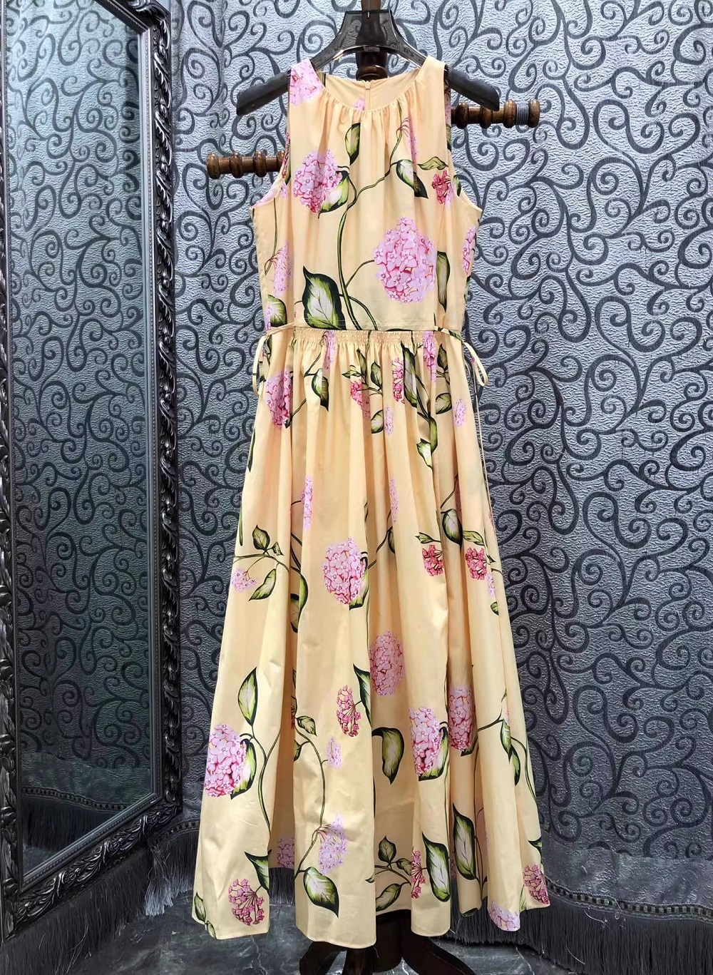 Yellow Frock Design - Elegant Children's Clothing for Spring/Summer