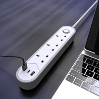 Rallonge électrique en plastique à double couleur et design simple, prise UK 13A avec 3/4 prises et 2 ports USB