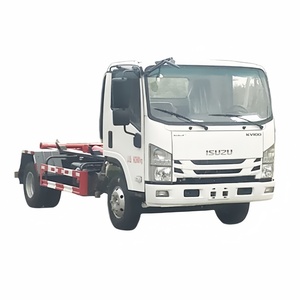 Camion à ordures ISUZU 4X2 de petite taille, 5 tonnes, avec bras de ramassage, à vendre - Product Image 5