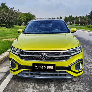 Excelente Estado, Auto Usado <span class=keywords><strong>2023</strong></span>, Gasolina, <span class=keywords><strong>Vw</strong></span> Volkswagen <span class=keywords><strong>T</strong></span>-<span class=keywords><strong>ROC</strong></span> 300TSI DSG 2WD Turbo Starlight Edition, Automático, 5 Asientos, SUV - Product Image 3