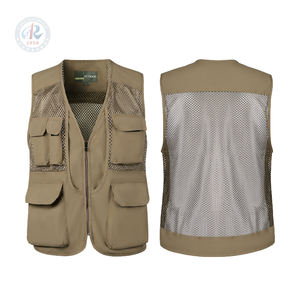 سترة صيد رجالية عالية الجودة بمقاسات كبيرة مع غطاء للرأس، خضراء اللون، بجيوب، تصميم تكتيكي عصري، إغلاق بالسحاب، شعار مطبوع، مصنوعة من البوليستر - Product Image 2