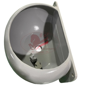 قصب الألومنيوم المقاوم للتآكل وعاء تغذية الحصان أحجام متعددة للبالغين والشباب الخيول - Product Image 1