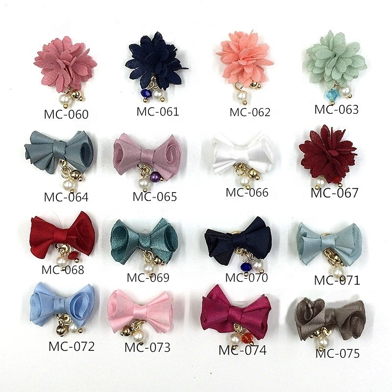 Qianya 2024 Latest 3d Magnetic Nail Pom Pom New Arrival Valentine Flower Bow Nail Charms Popular Nail Supply