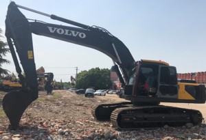 Excavatrice utilisée de Volvo EC290, excavatrice utilisée VOLVO EC240 EC290 à vendre pelle sur chenilles 29 tonnes d'occasion - Product Image 2