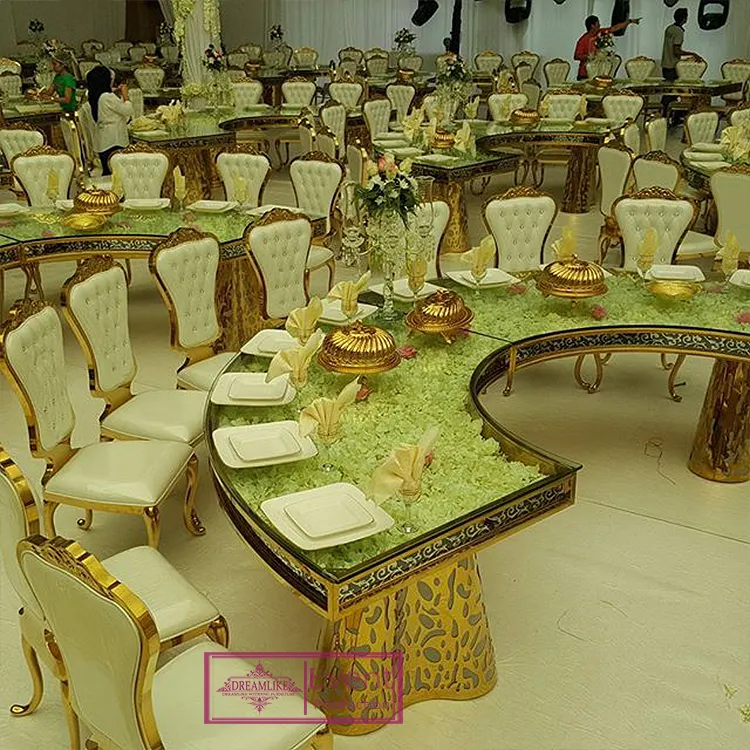 Wedding furniture glass top circular arc table with carving for banquet