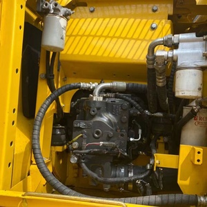 Excavadora Usada Komatsu PC130 de 13 Toneladas, Fabricada en Japón, al Mejor Precio, con Pocas Horas de Trabajo, Máquinas Importadas de Alta Calidad - Product Image 6