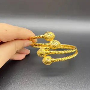 Bracciale in oro oro 18K elegante e grazioso braccialetto di gioielli da donna