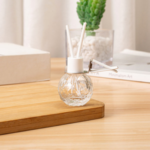 Rỗng trắng 8ml 10ml thủy tinh xe làm mát không khí chai nước hoa hương thơm xe khuếch tán chai với Vent clip và sậy khuếch tán thanh - Product Image 2