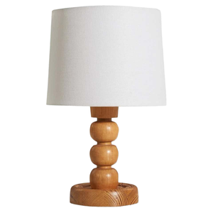 Lámpara de Mesa Moderna de Madera con Base Tallada y Pantalla de Tela Blanca Decorativa - Product Image 1