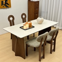 Table à manger moderne sur mesure avec plateau en pierre frittée et base en bois massif pour hôtel, maison, salle à manger