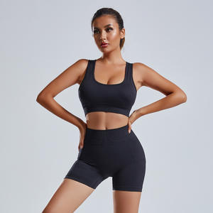 Ensemble 2 pièces de <span class=keywords><strong>yoga</strong></span> sans couture <span class=keywords><strong>pour</strong></span> femme, soutien-gorge de sport sexy à découpe dorsale et short de <span class=keywords><strong>yoga</strong></span> taille haute rehausseur de hanches <span class=keywords><strong>pour</strong></span> fitness et course à pied - Product Image 4