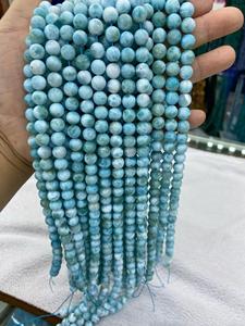 Cuentas de Larimar Naturales - Cuentas Redondas de Piedra Azul Océano de Alta Calidad para la Fabricación de Joyas - Product Image 1