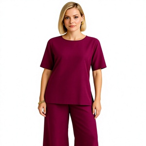 Conjunto de Dos Piezas Moderno y Cómodo para Mujer, en Poliéster, Color Borgoña Intenso, Ropa Formal, Sin Arrugas, de Secado Rápido, Transpirable, Satén Reciclado - Product Image 3