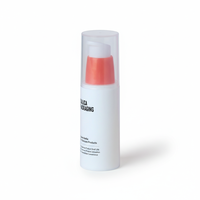 Flacon pompe sans air Dalica PP avec accent orange, conteneur cosmétique mince pour sérums et lotions de soin, sérigraphié sur mesure