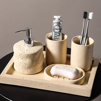 Ensemble d'accessoires de salle de bain décoratifs de luxe pour la maison pour hôtel Articles de vente populaires Meilleur ensemble de salle de bain à bas prix