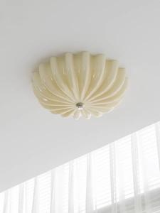 Lampada pendente a forma di fiore in stile crema retrò creativa per soggiorno camera da letto - Product Image 6