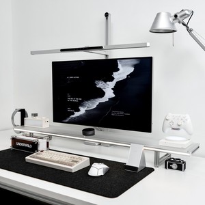 Supporto per Monitor Modulare Personalizzabile Design Warehouse, Staffa da Scrivania in Acrilico e Lega di Alluminio - Product Image 1