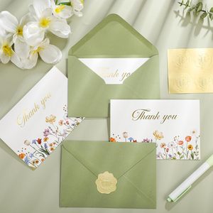 Celebre los momentos más preciados de la vida con nuestra Selección única y cuidadosamente seleccionada de tarjetas de felicitación Premium - Product Image 4