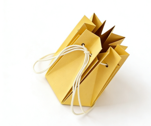 Custom kraft paper shopping bags with handles, eco-friendly and durable, suitable for retail and packaging. - Product Image 4