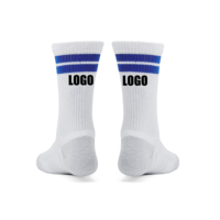 Chaussettes de sport personnalisées Chaussettes de course athlétiques à rayures pour hommes et femmes Chaussettes de sport personnalisées à tube intermédiaire avec logo