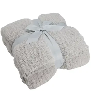 Private label 50"*60" fashion solid super soft knitted polyester adult blanket for home decoration