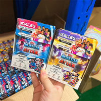 Topps UEFA Champions League Match Attax 2025-26 Cartes à collectionner Mini boîte métallique Cadeau de football à collectionner