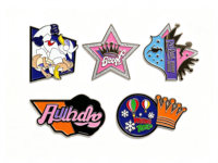 Ensemble de badges émaillés personnalisés, motifs couronne, étoile, montgolfière, badges de collection