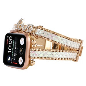 Mode rétro <span class=keywords><strong>amour</strong></span> Bracelet en cuir pour Apple Watch 7 6 5 bande bijoux faits à la main bracelet pour iWatch bracelet en cuir 41mm 45mm - Product Image 6