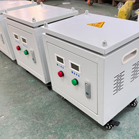 Transformateur d'isolement triphasé à isolation sèche, tension personnalisée 220V 380V 480V, bobinage en cuivre, OEM ODM pour applications industrielles, CNC, UPS