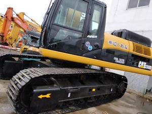 Excavatrice sur chenilles Caterpillar 330D/330D2L d'occasion, 30 tonnes, avec moteur et pompe, capacité de la benne de 1,5 m³, excellent état - Product Image 3