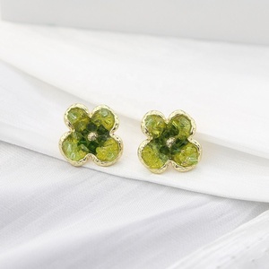 Luxurious Green Camellia Crystal <b>Stud</b> Earrings Versatile High-End Design with Zircon for Gift - Product Image 4