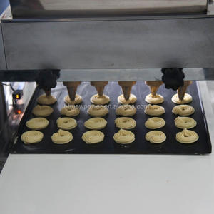 Depositador neumático automático para moldear galletas, máquina para hacer galletas, extrusora de galletas de múltiples gotas con relleno de cupcakes cortado con alambre - Product Image 1
