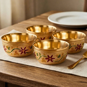 ชุดชามเสิร์ฟลายดอกไม้ทองเหลืองทำมือ 4 ใบ ชามขนมหวานตกแต่งสีทองเคลือบลายสลัก สำหรับครัว ห้องรับประทานอาหาร ของขวัญ - Product Image 1