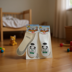 Solette per bambini taglia 26-36 con design panda, coppia destra e sinistra - Product Image 3