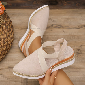 Sandales tendance coréennes à talon compensé et bout pointu en daim pour femme, semelle épaisse en caoutchouc, idéales pour l'été - Product Image 2