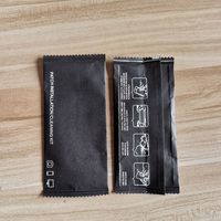 Kit d'installation pour protecteurs d'écran de téléphone portable et tablette en verre, avec nettoyant pour écrans en papier couché (à sec et humide) et absorbant de poussière