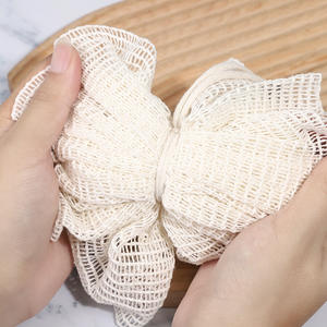 Red de <span class=keywords><strong>espuma</strong></span> de alta potencia de limpieza al por mayor, juego de toallas de bola de baño de ramio hechas a mano, alfombrillas de bañera de nailon multicolor suavizantes - Product Image 3