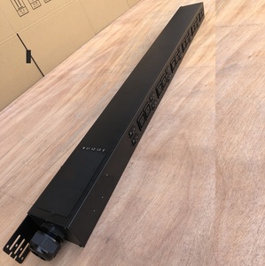 Banatton Ổ Cắm Pdu 63A 380V C13 Với Bộ Ngắt Mạch Từ Tính Lỏng, Hỗ Trợ OEM - Product Image 4