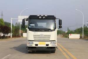 SINOTRUK HOWO FAW 4X2 buse de pulvérisation d'arrosage sortie 160hp 10-12t 5-20 Cbm carburant Diesel 10-12t noyau de moteur de pompe inclus - Product Image 2