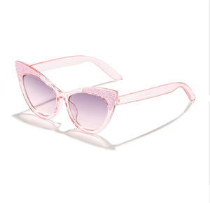 Gafas de sol infantiles con forma de ojo de gato para exteriores, con cristales cóncavos brillantes de colores dulces, ideales para bebés y uso urbano. - Product Image 5