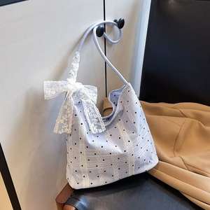 Bolso tipo cubo de encaje de lunares con hombro cruzado con lazo para mujer - Product Image 6
