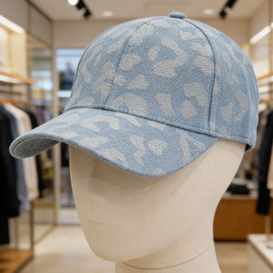 Gorra de Béisbol de Mezclilla Azul Claro con Estampado de Leopardo, Ajustable, Transpirable, para Senderismo, Correr y Deportes al Aire Libre - Product Image 5