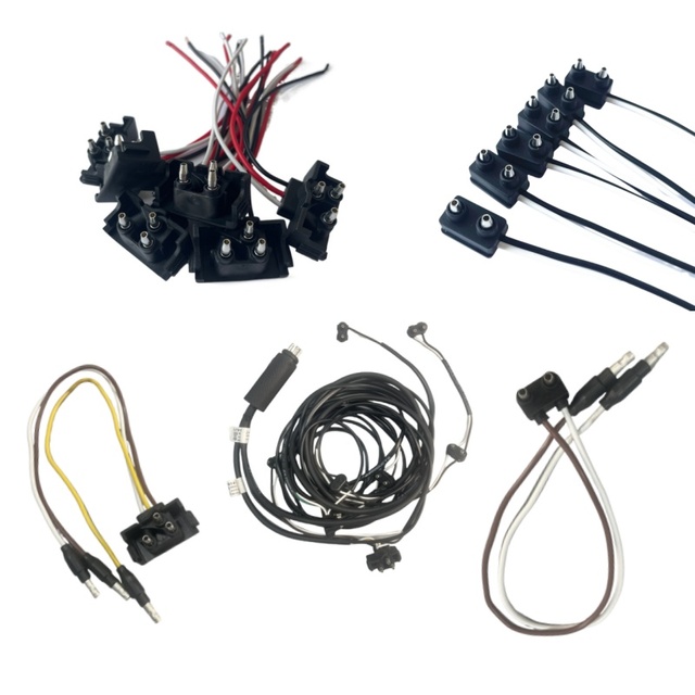 Custom 320-53102 3 Pin Auto Cable Assembly Automotive Car Wire Harness Connector Socket for Truck Light Trailer Automobiles
