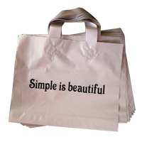 Pochette en plastique rouge rose personnalisée avec logo imprimé, résistante à l'humidité, pour vêtements, cosmétiques, supermarché
