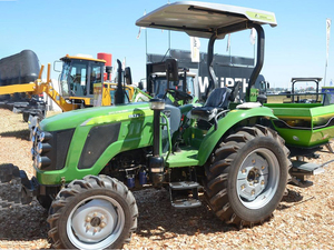 Tracteur à roues de 200 CV avec vannes hydrauliques avant et boîte de vitesses 8+2 CE - Product Image 5