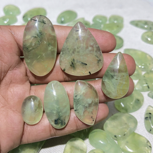 Vente en gros de cabochons ovales en préhnite naturelle, pierres précieuses en vrac de 25 à 40 mm pour la fabrication de bijoux de guérison - Product Image 1