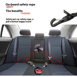 Cinturón de <span class=keywords><strong>Seguridad</strong></span> Acolchado para Mascotas de Razas Pequeñas con Hebilla de <span class=keywords><strong>Seguridad</strong></span> para Automóvil Anti-Deslizante de Nailon Decorado con Cintas - Product Image 2