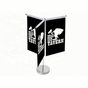 ธงชาติโพลีเอสเตอร์แบบตั้งโต๊ะสั่งทำขายส่งพร้อมฐานเสาเหล็กสแตนเลสปรับได้ พิมพ์ลายดิจิทัลสำหรับการประชุม - Product Image 6