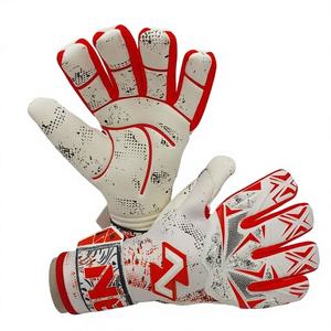 ถุงมือผู้รักษาประตูฟุตบอลคุณภาพสูงสำหรับใช้งานกลางแจ้ง กันน้ำ ระบายอากาศ ไม่ลื่น สายรัดข้อมือปรับได้ ระดับซูเปอร์ - Product Image 1